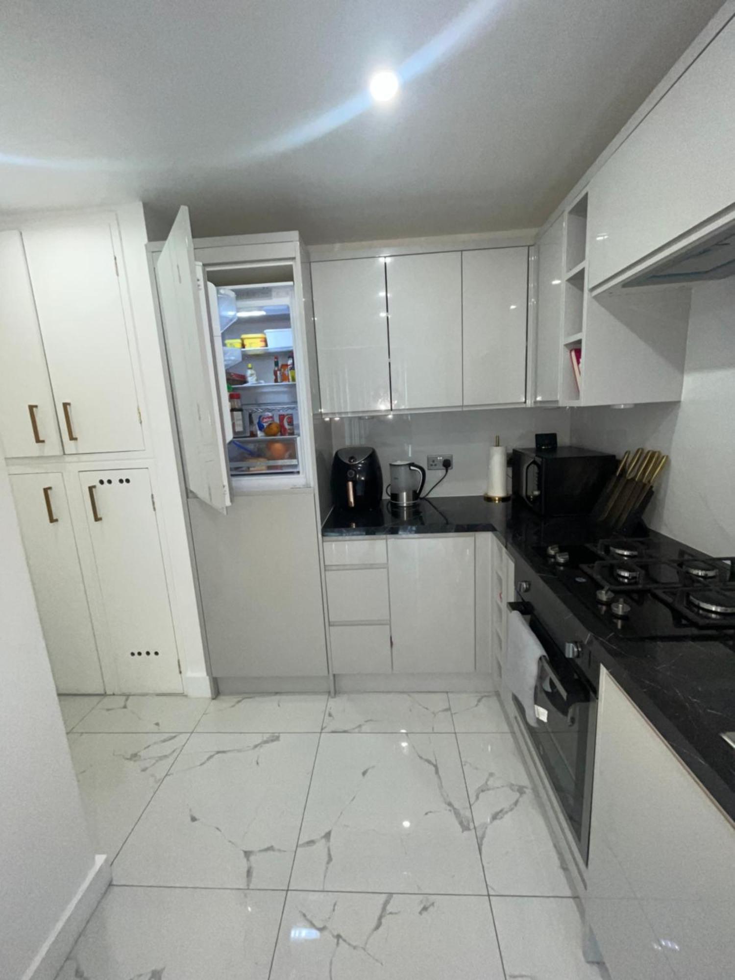 Luxury 1 Bedroom Apartment Bromley Елтем Екстер'єр фото